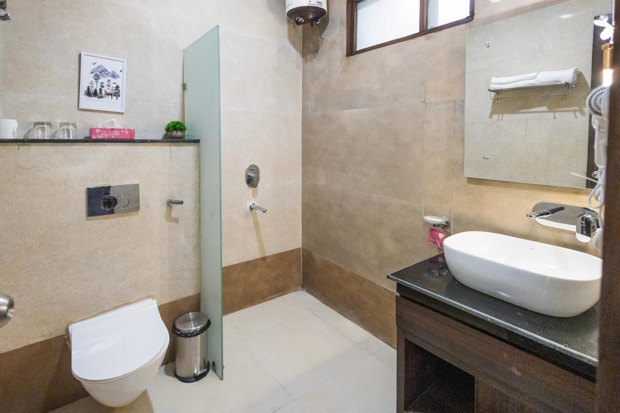 Stone Wood Hotel, Rishikesh Luaran gambar