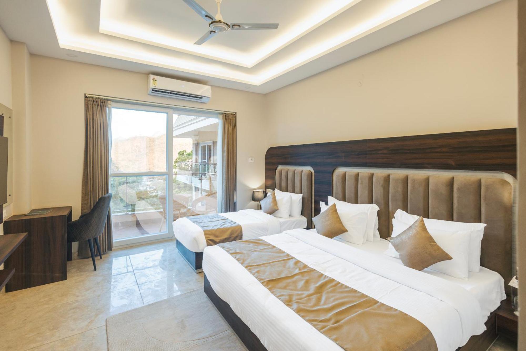 Stone Wood Hotel, Rishikesh Luaran gambar