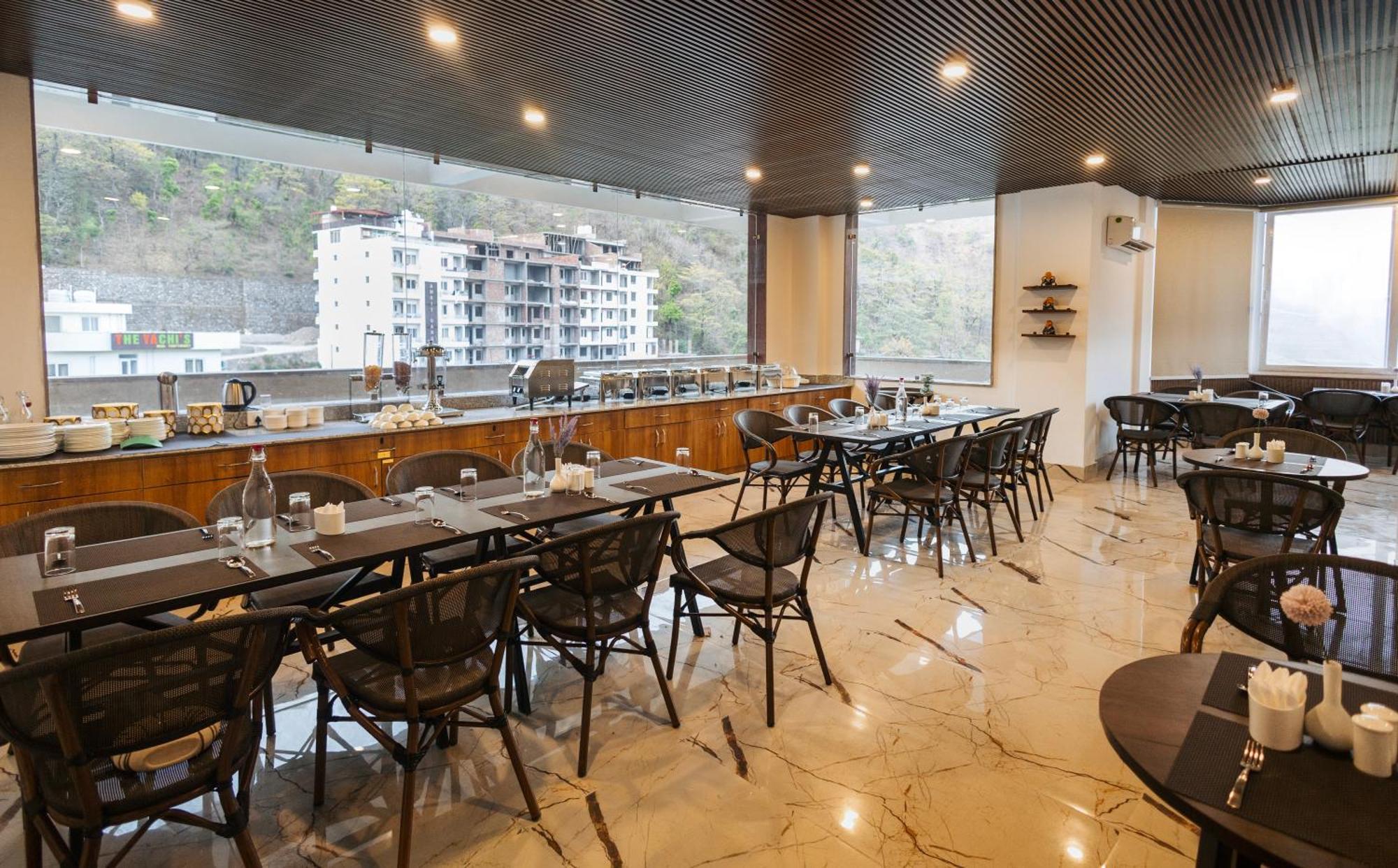 Stone Wood Hotel, Rishikesh Luaran gambar